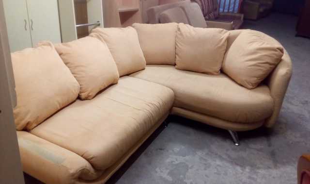 Продам: Угловой диван