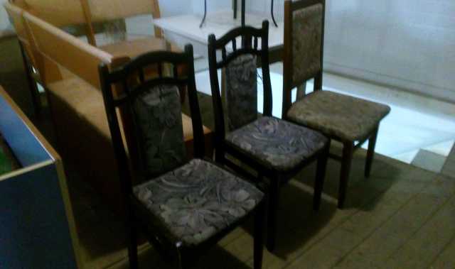 Продам: столы и стулья