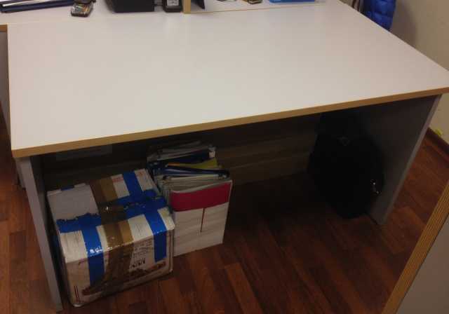 Продам: Офисный стол 160*73*76 / цвет: серый