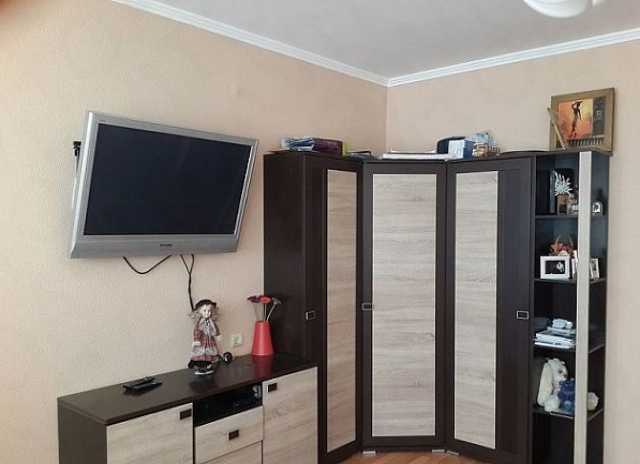 Продам: квартиру