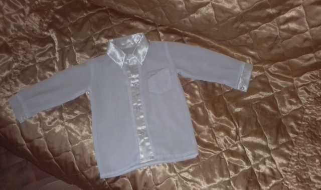 Продам: Нарядную рубашку для мальчика
