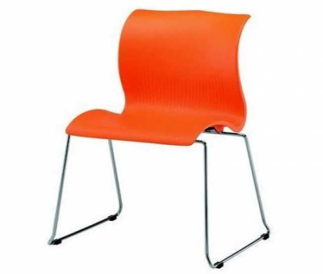 Продам: Пластиковые стулья