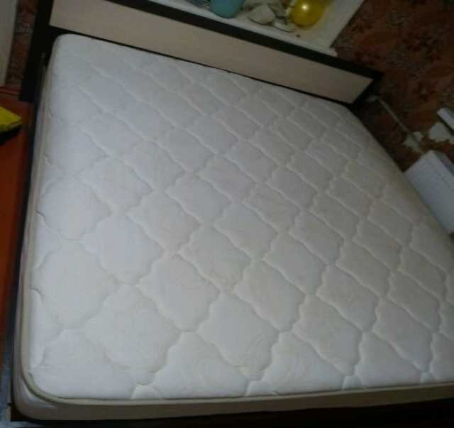 Продам: Кровать с матрасом Аскона 1600*2000