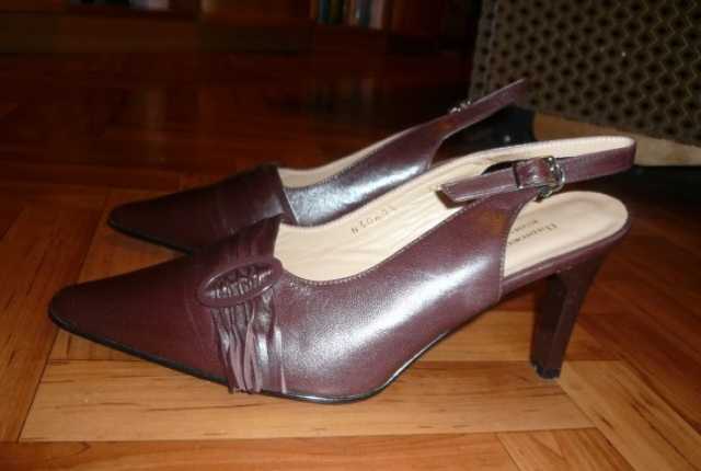Продам: Женские туфли из натуральной кожи 