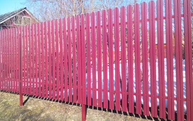 Предложение: Забор из металлического штакетника