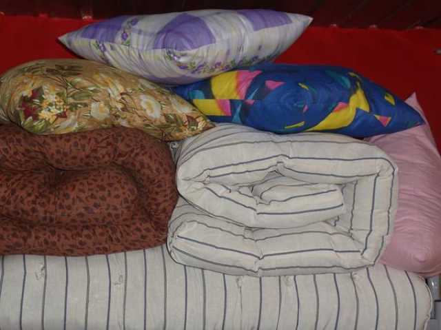 Продам: Комплекты: матрац, подушка и одеяло