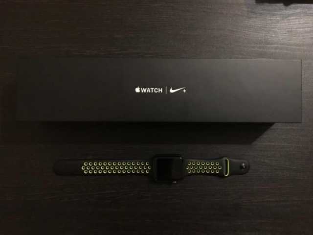 Продам: Apple Watch Series 2 Nike + 4mm