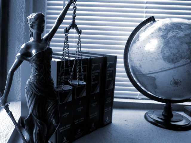 Предложение: Юрист по арбитражным спорам и воросам
