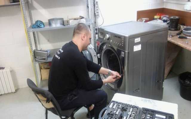 Предложение: Ремонт бытовых стиральных машин на дому