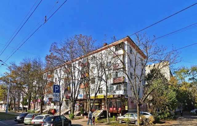 Продам: квартиру