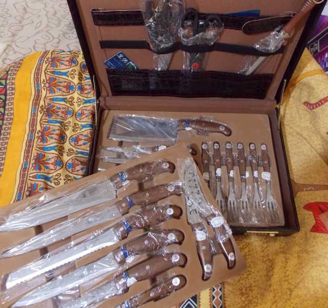 Продам: набор ножей