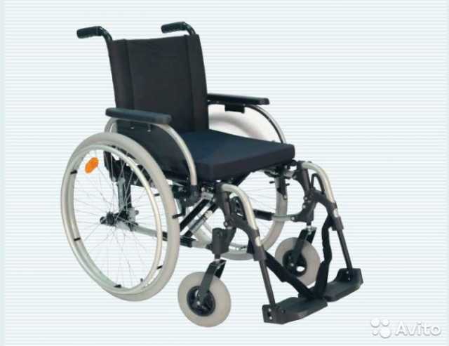 Продам: Кресло-коляска для инвалидов Старт