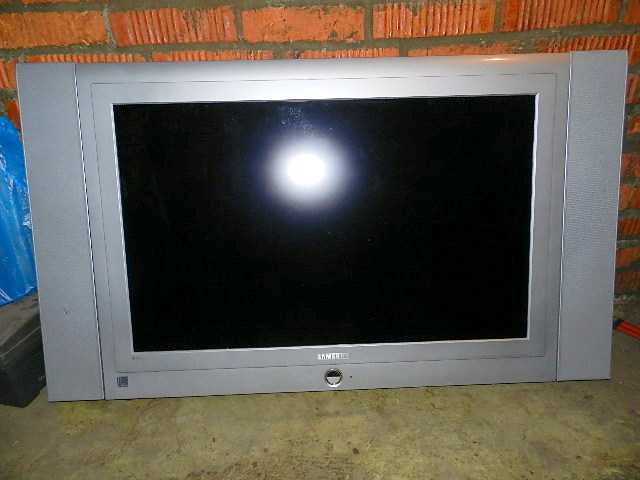Продам: Телевизор SAMSUNG LW40A13W
