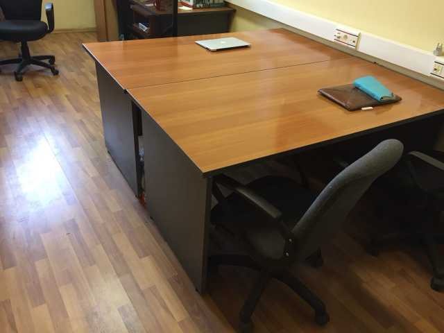 Продам: офисная мебель для небольшого офиса