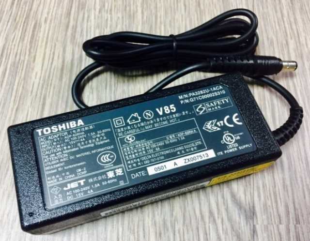 Продам: блок питания Toshiba 15V 4A (6.3x3.0)