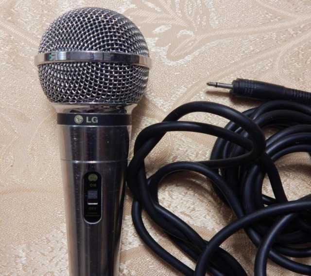 Продам: Микрофон для караоке LG