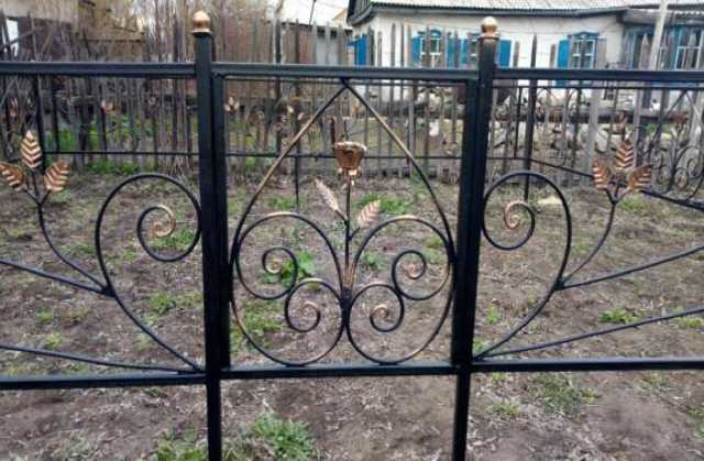 Предложение: Покраска ограды на могиле