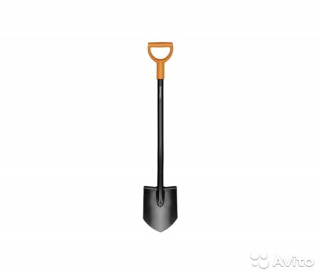 Продам: Штыковая лопата Fiskars серии SolidTM