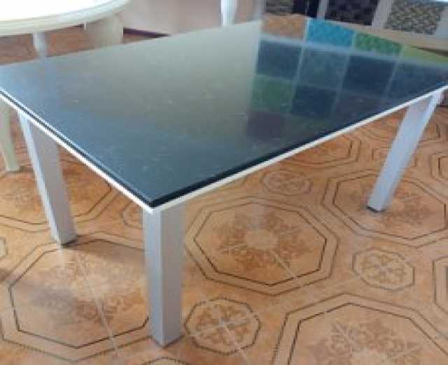 Продам: стол  из искусственного кварцевого камня