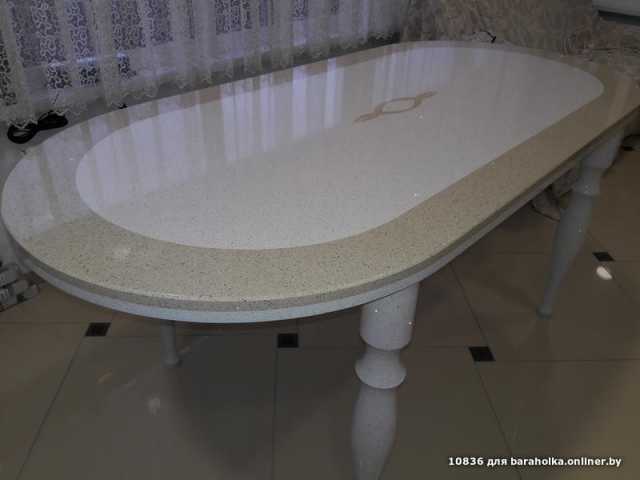 Продам: стол из искусственного камня