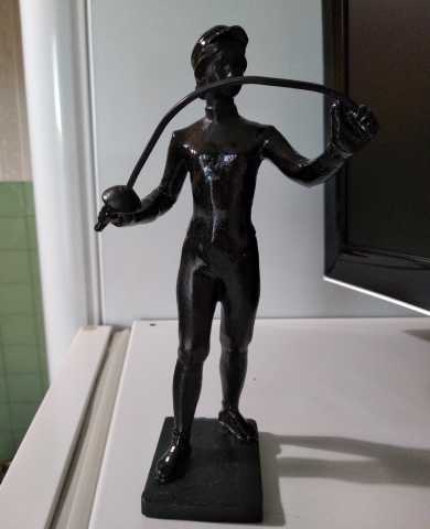 Продам: Скульптура Фехтовальщица Каслинское лить