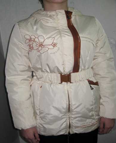 Продам: Куртка осенняя на 12-14 лет, рост 158 см