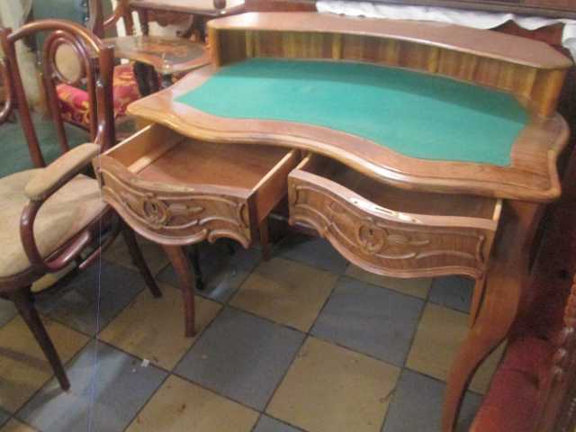 Продам: столик 19 век