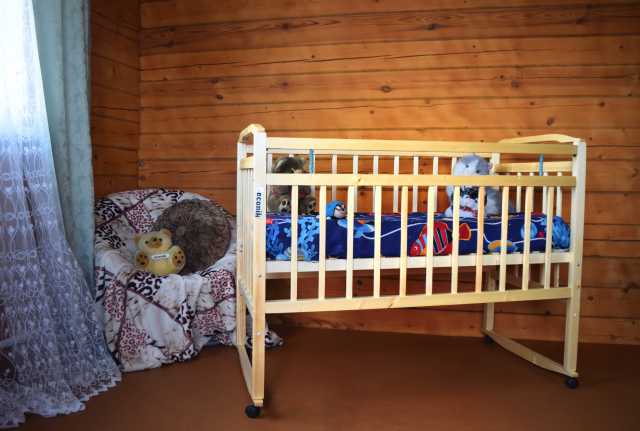 Продам: детские кроватки