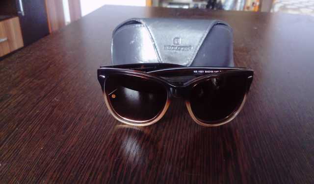 Продам: Солнцезащитные очки 
