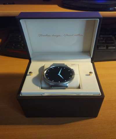 Продам: Смарт-часы huawei watch 
