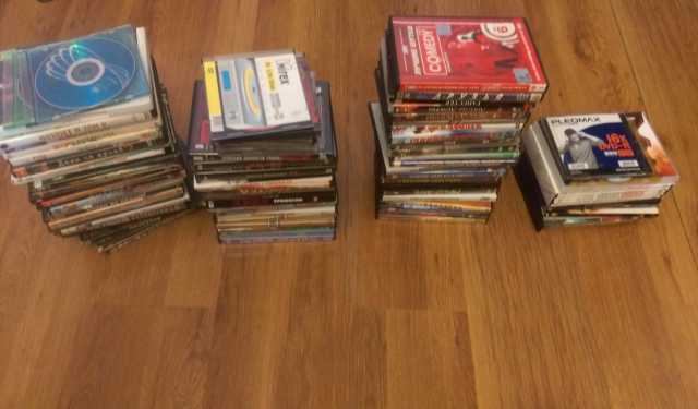 Продам: DVD-диски с фильмами и сериалами.