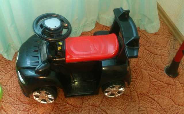 Продам: Детский автомобиль