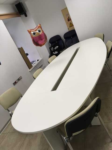 Продам: стол в переговорную