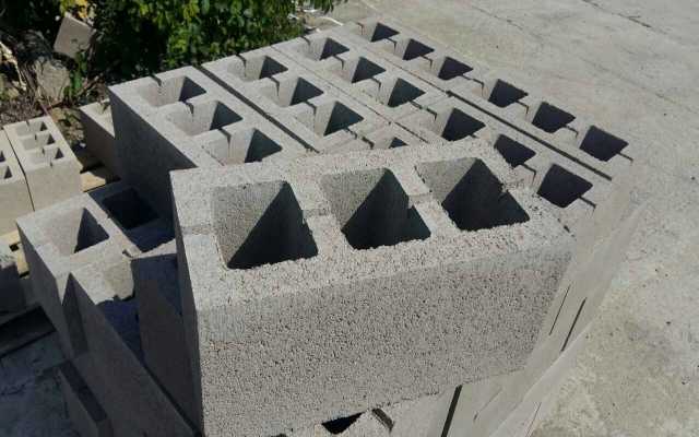 Продам: Цементно-песчанный блок