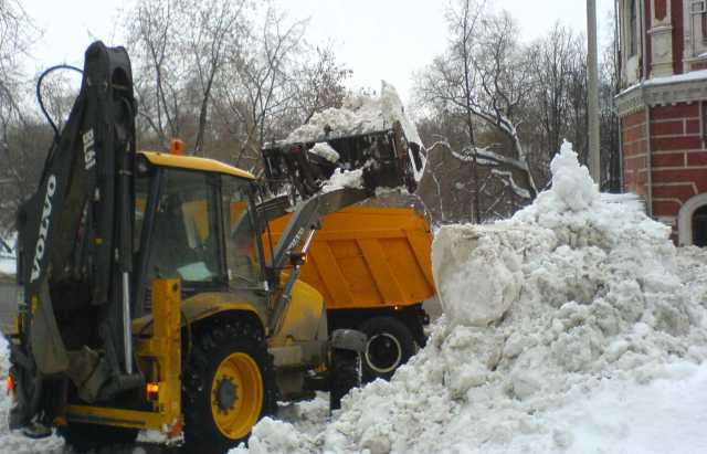 Предложение: Уборка снега трактором