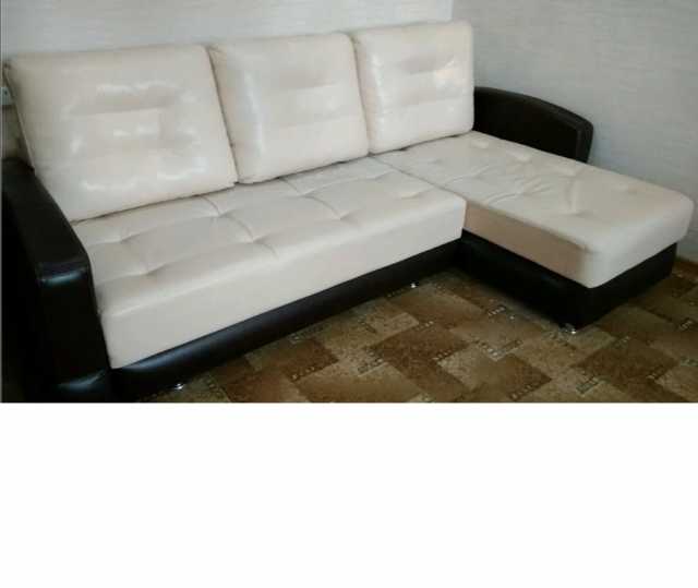 Продам: Продам угловой диван