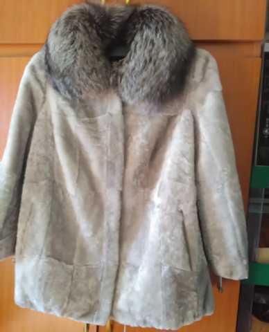 Продам: Пальто мутоновое