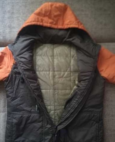 Продам: Осенняя теплая куртка, ручной работы