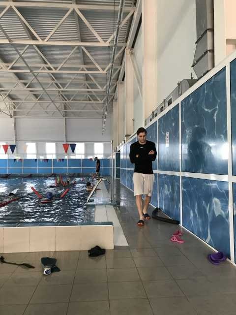 Предложение: Тренер по плаванию Васильев Никита