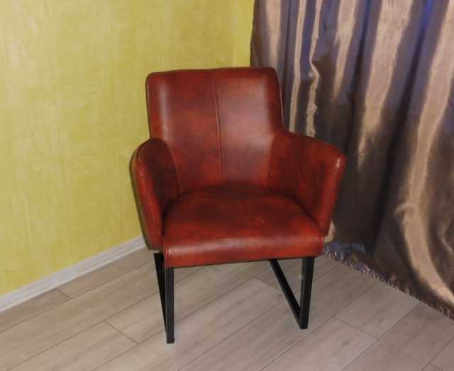 Продам: Кожаное кресло