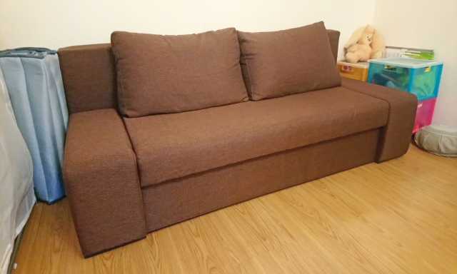 Продам: Раскладной диван из рогожки