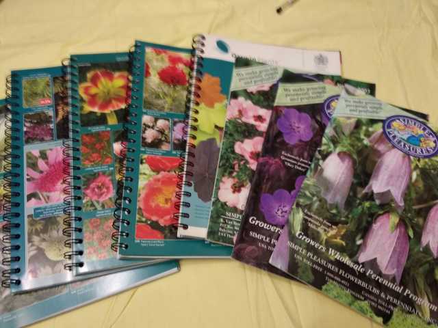 Продам: цветочные каталоги