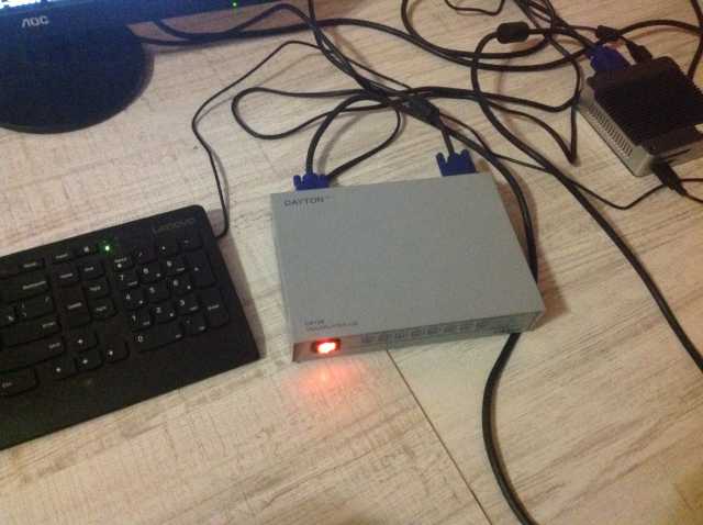 Продам: VGA Splitter делитель сигнала Сплиттер 1