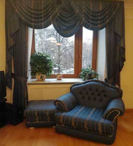 Продам: Диван, кресло, пуфик, 2 подушки, шторы