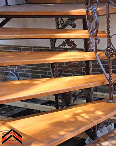 Предложение: Изготавливаем «Живые» лестницы из дерева