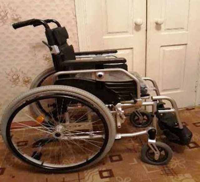 Продам: Кресло-коляска инвалидная