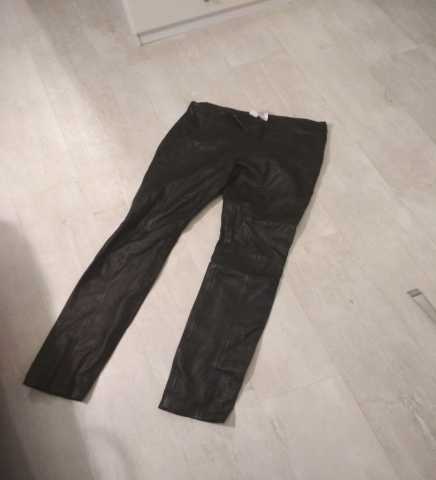 Продам: Кожаные брюки camaieu