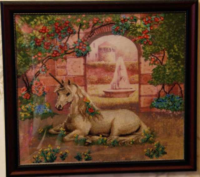 Продам: Вышитая картина "Райский сад"
