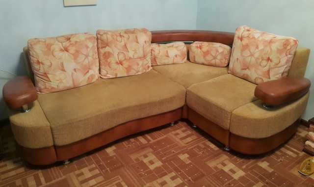 Продам: диван + кресло