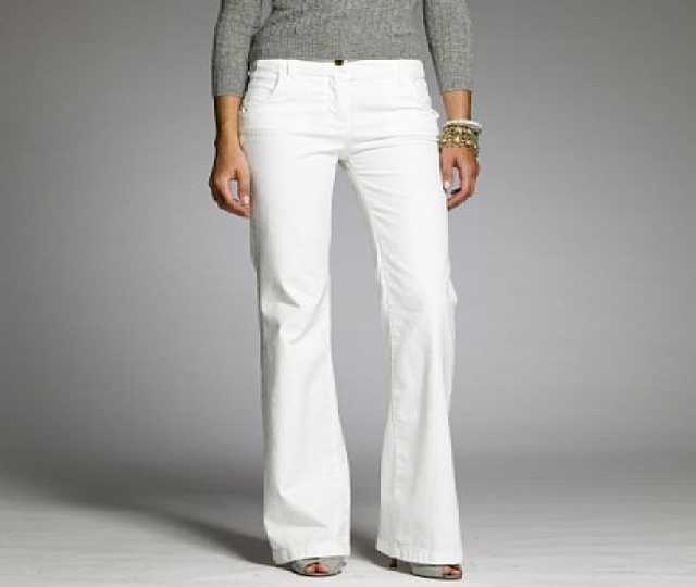 Продам: Белые джинсы GIZIA с вышивкой,новые